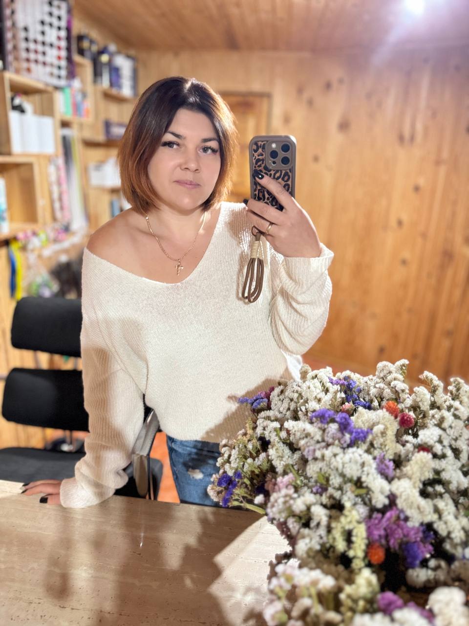 Наталія Рибак у своєму кабінеті hair room